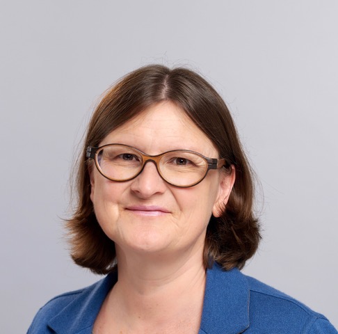 Dr. Evelyn Huber