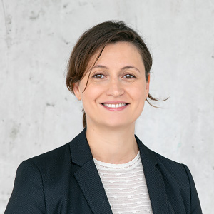 Dr. Oriana Ponta