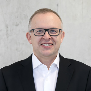 Dr. Andreas Block