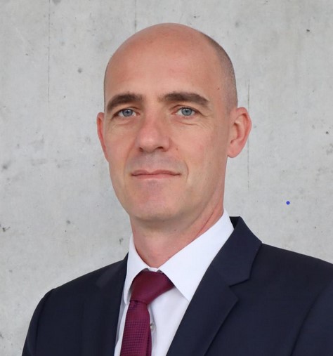 Dr. Dominik Boos