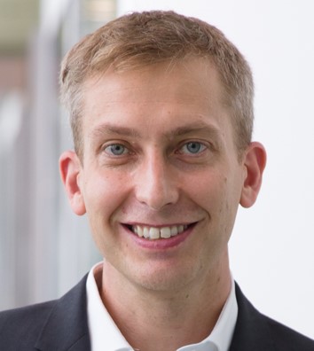 Dr. Nico Ebert