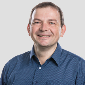 Dr. Peter Fusek