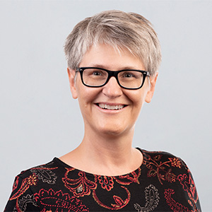 Dr. Lea Hollenstein