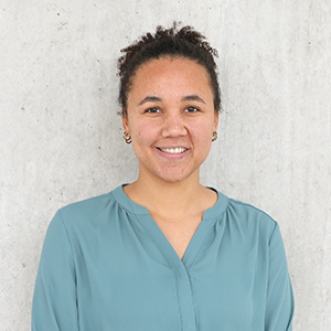 Amina Mvidie Mwenga