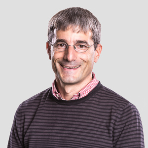 Dr. Simon Iwan Stingelin