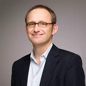 Portrait Prof. Dr. Christoph Negri
