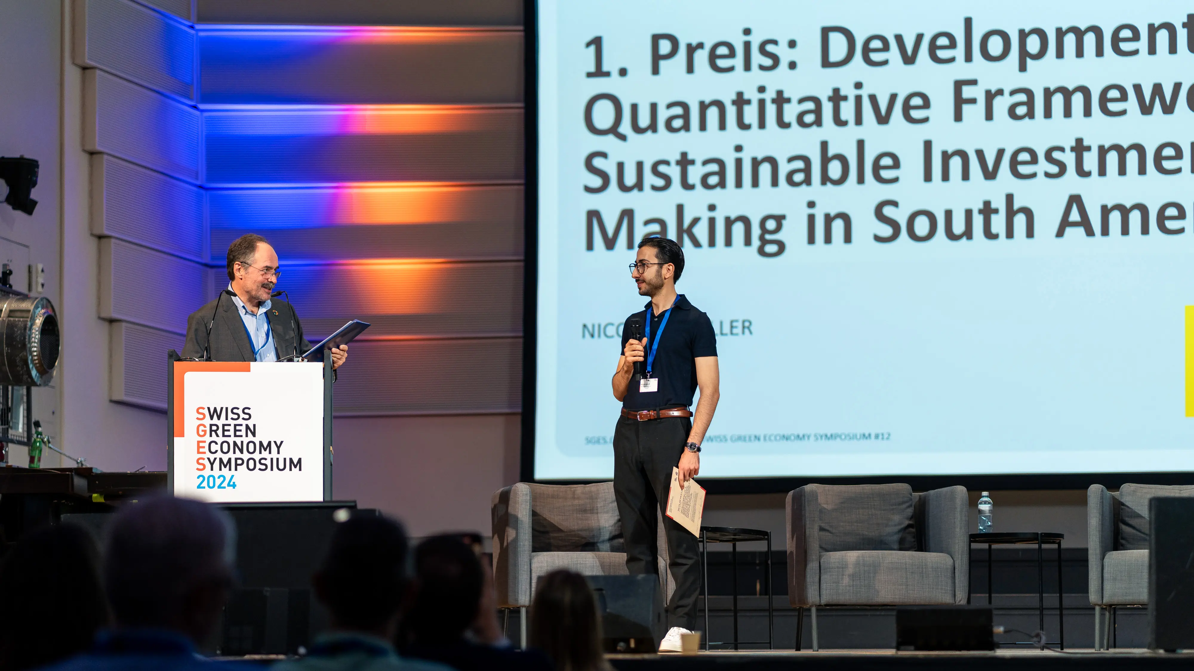 Preisübergabe des SDG Awards 2024 an Nicolas Müller