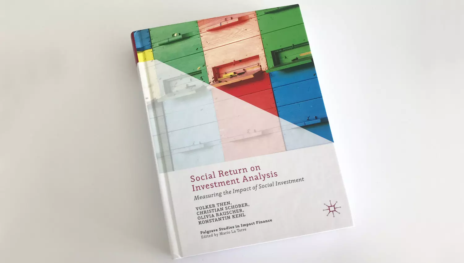 Buchdeckel des Buches "Social Return on Investment Analysis"