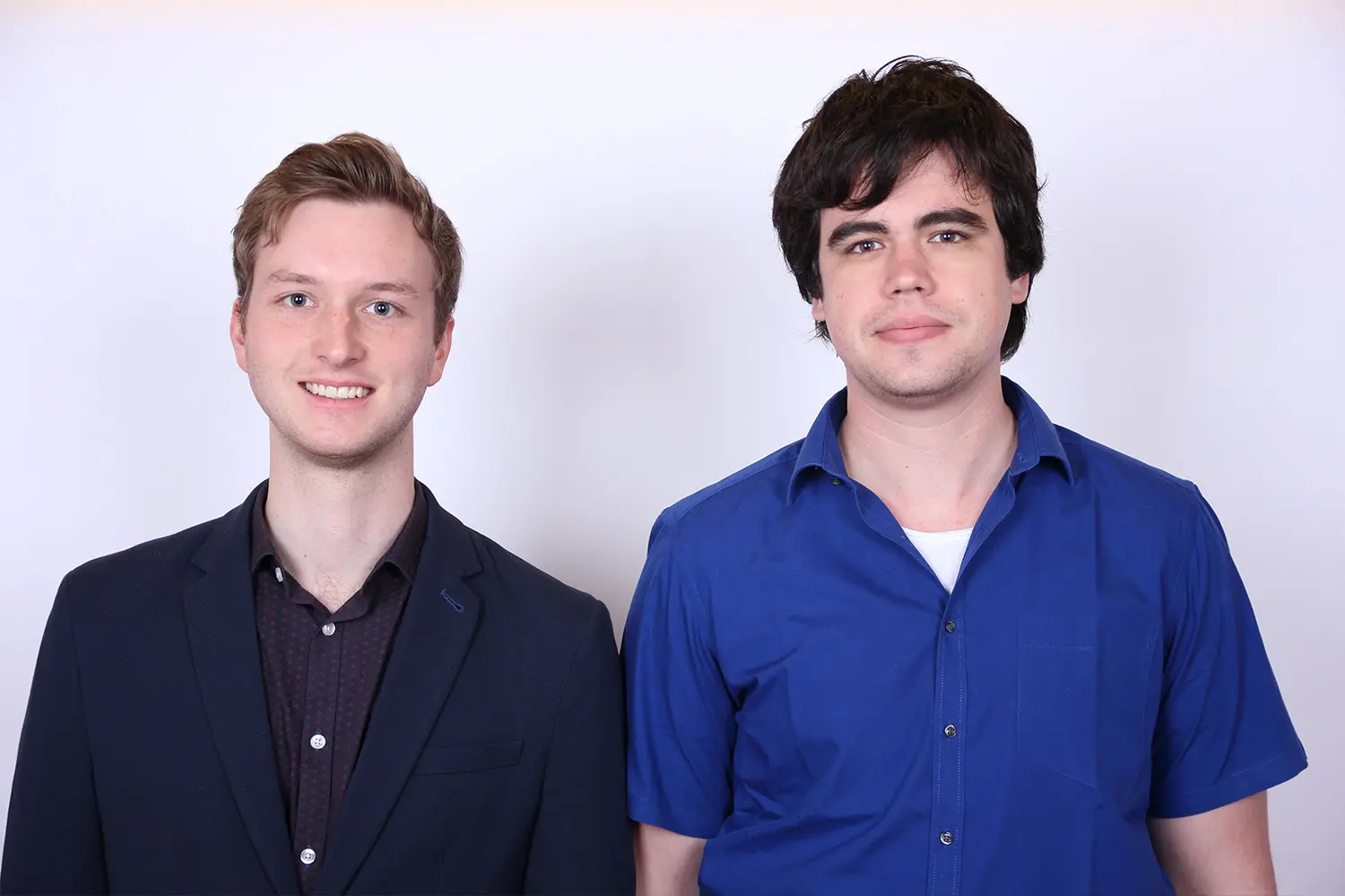 Tim Huber (links) und Andri Looser haben einen MultilevelDrehstromumrichter entwickelt.