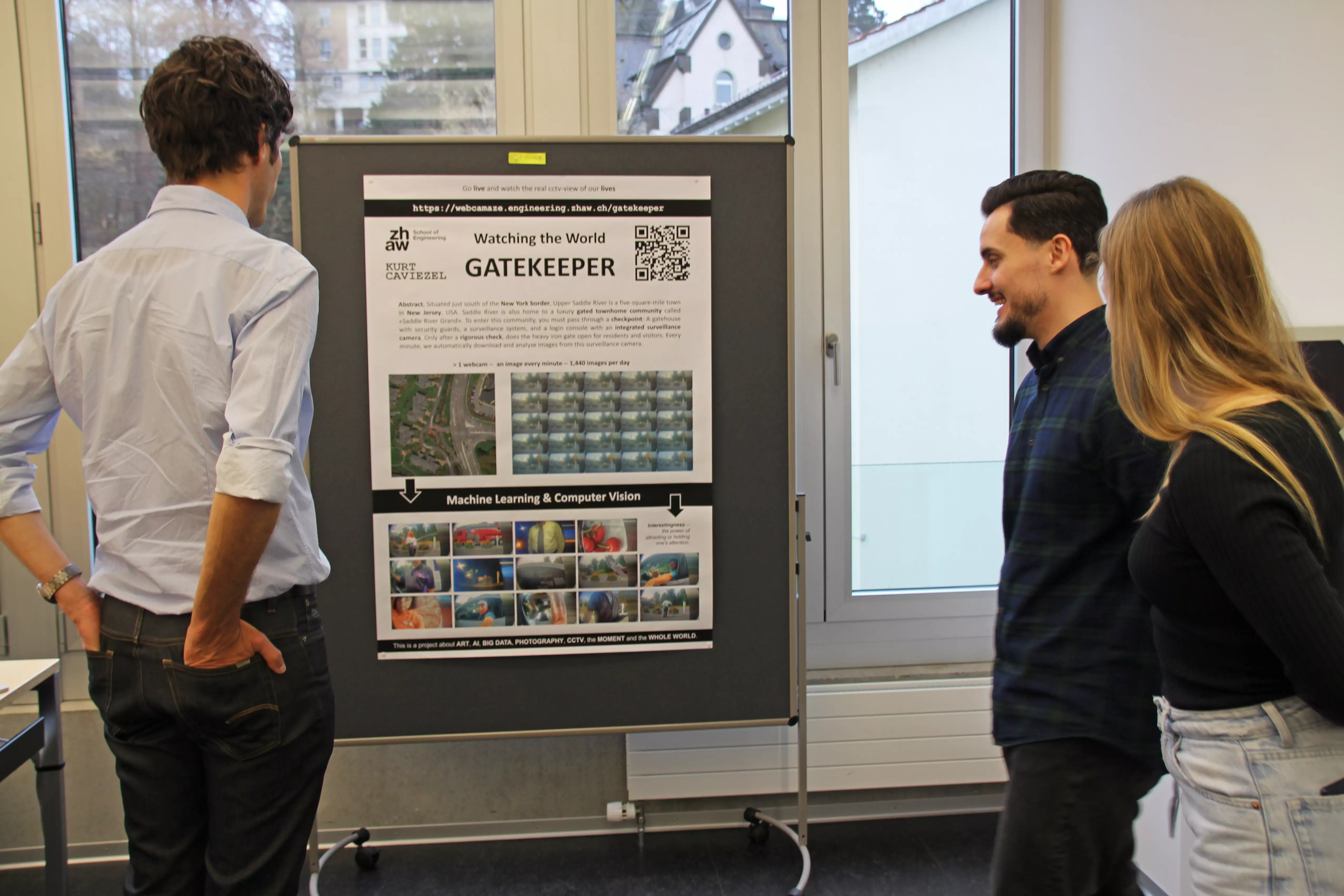 Poster presentation of the project "Watching the World 2.0"