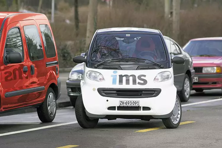 SmartParking: Autonom parkierendes Fahrzeug
