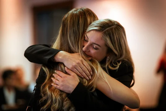 Foto von der Diplomfeier des Bachelor Kommunikation