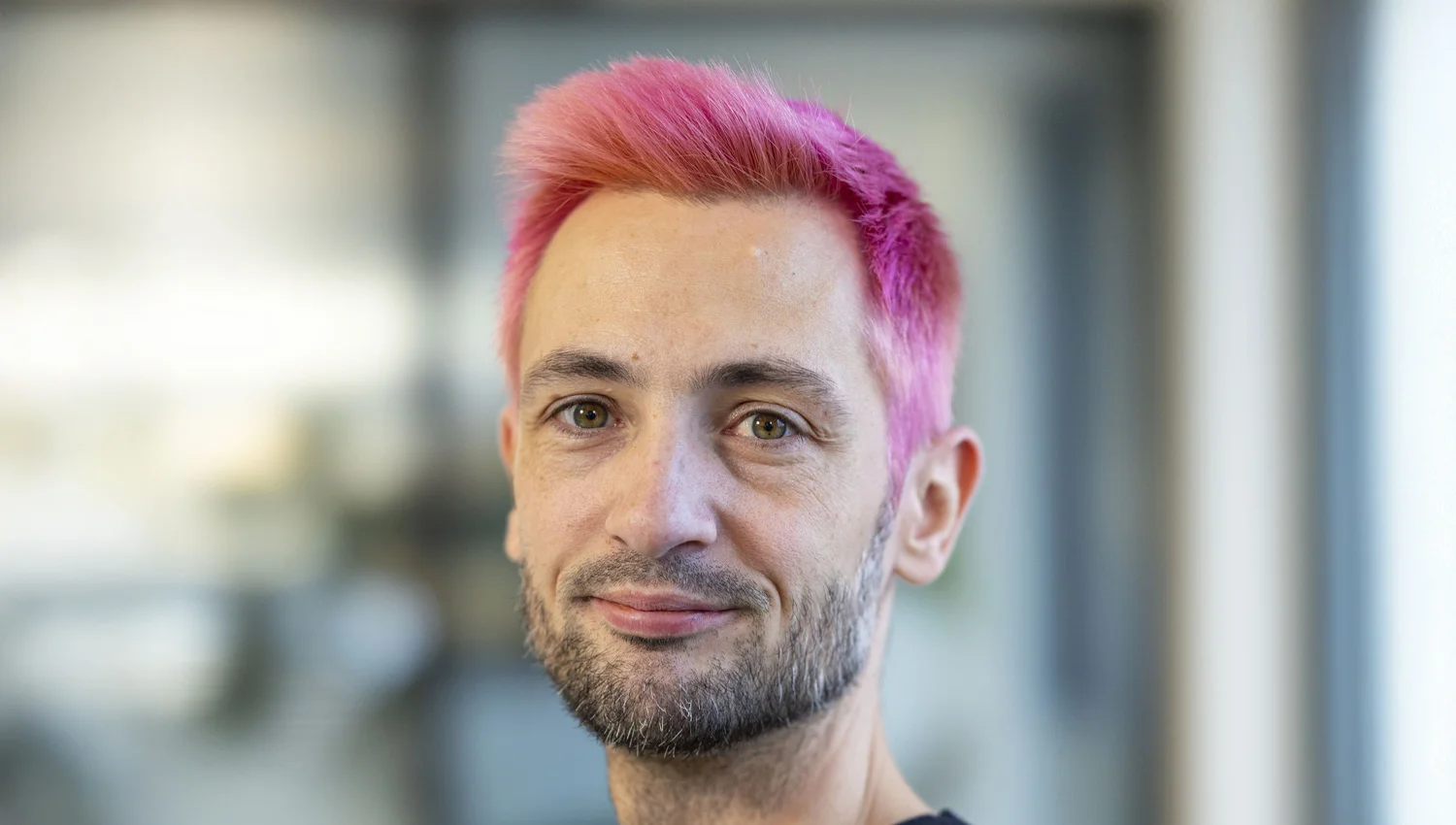 Porträtbild von Serge Bärtschi