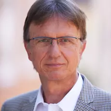 Prof. Dr. Heinz-Peter Höller