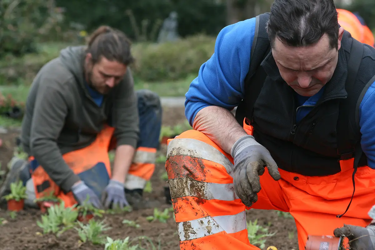 Konzentriert bei der Arbeit, Bild: Doris Tausendpfund