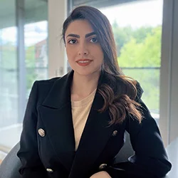Portrait picture of Negin Ghamsarian