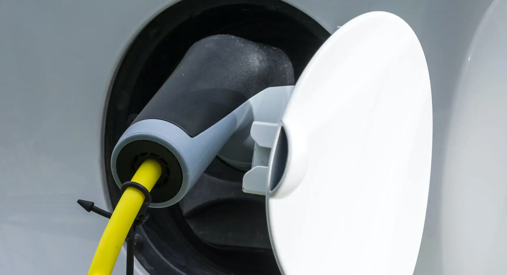 Electric Car. The study on the CO₂ reduction cost curve shows that many climate measures can not only reduce greenhouse gas emissions but also lower costs.