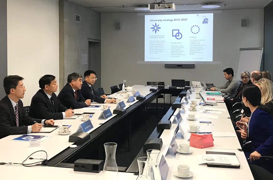 Delegation aus China besucht die ZHAW Delegation aus China besucht die ZHAW