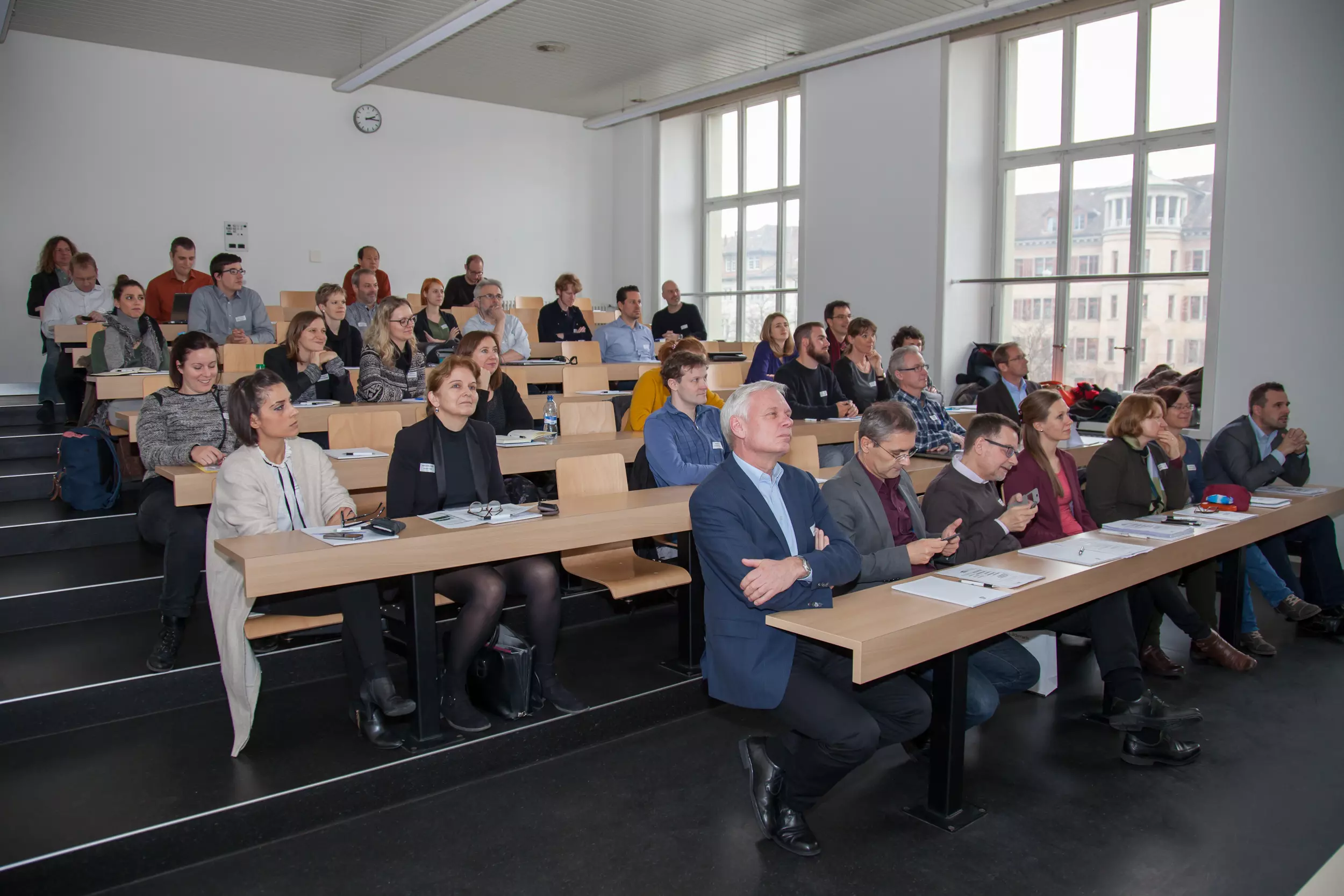 Rund 40 Vertreter der unterschiedlichen Abteilungen der ZHAW Departemente nahmen an der Veranstaltung teil.