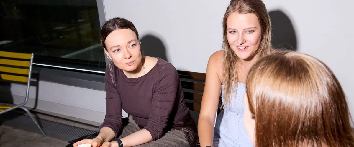IAP Community Eventteilnehmer im Gespräch