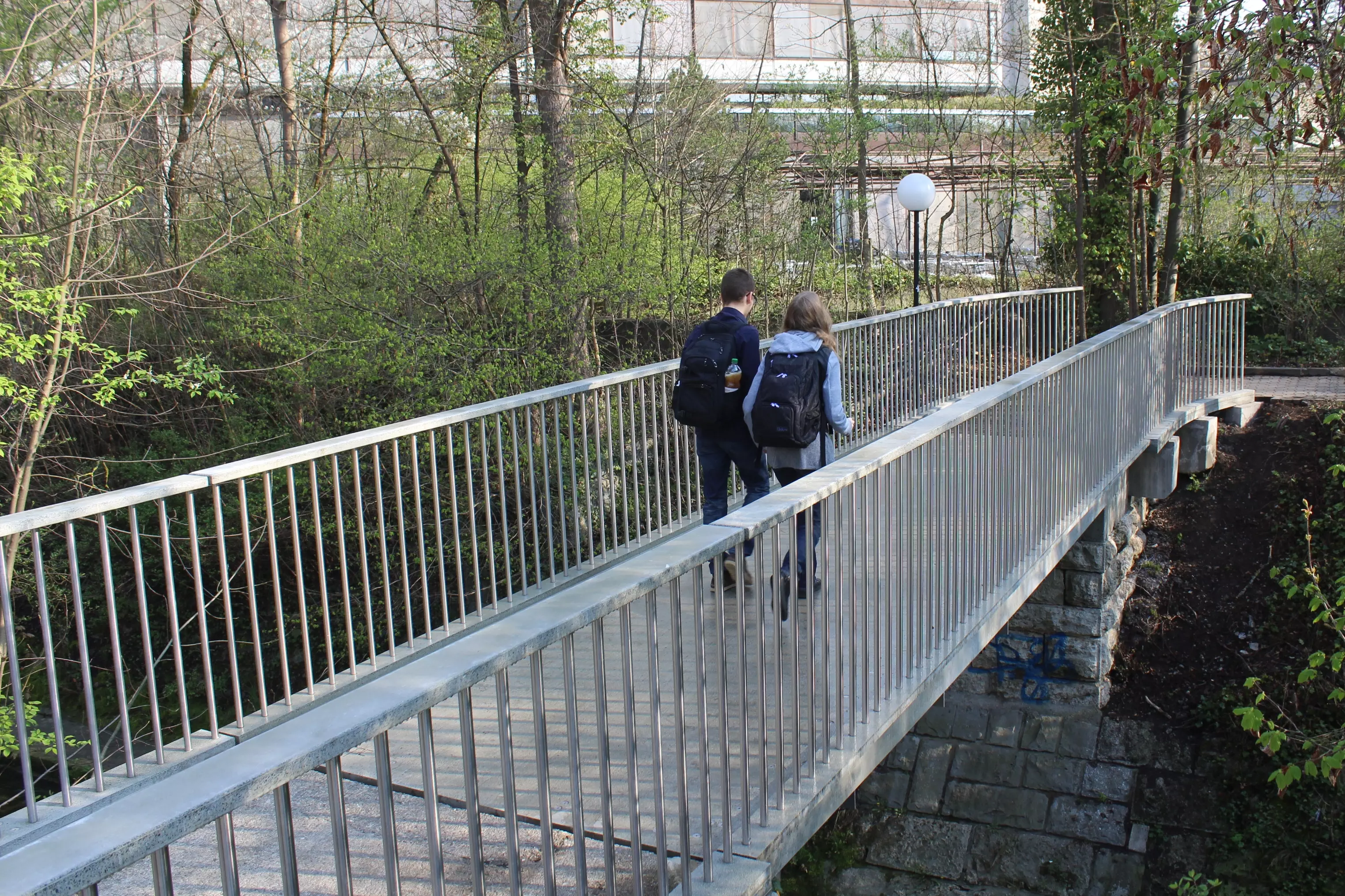 Die leichteste Betonbrücke der Welt