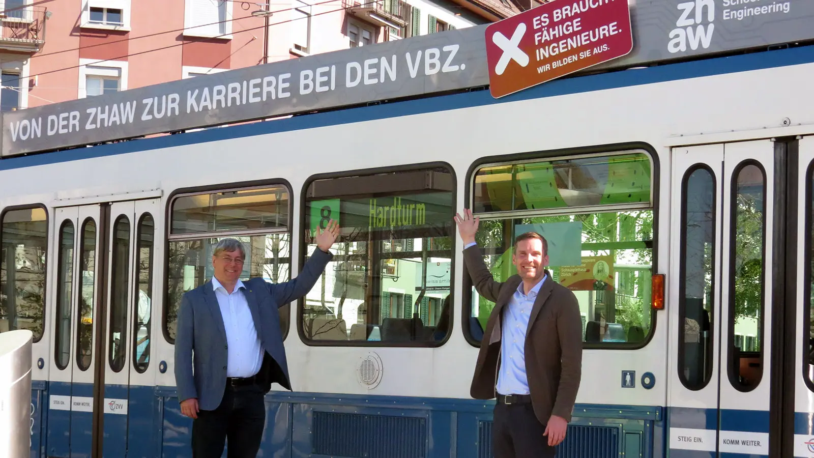 Hans Konrad Bareiss, Vizedirektor und Leiter des Unternehmensbereichs Markt der VBZ, mit Thomas Sauter, Leiter des Studiengangs Verkehrssysteme an der ZHAW School of Engineering