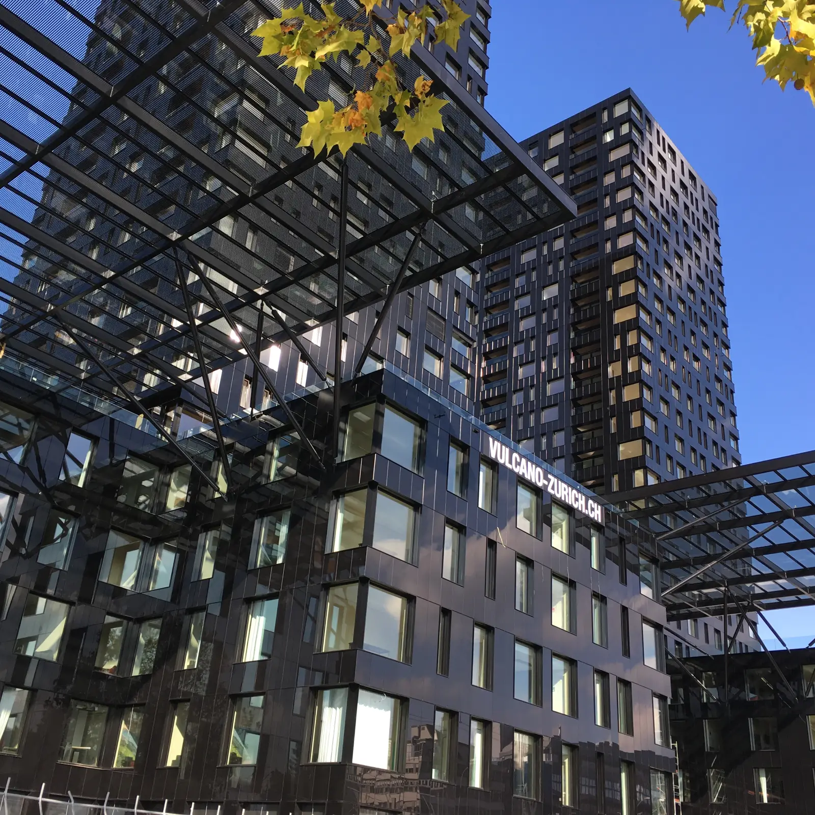 Kult Architektur aus dem Hause von Dominik Perrault, Paris