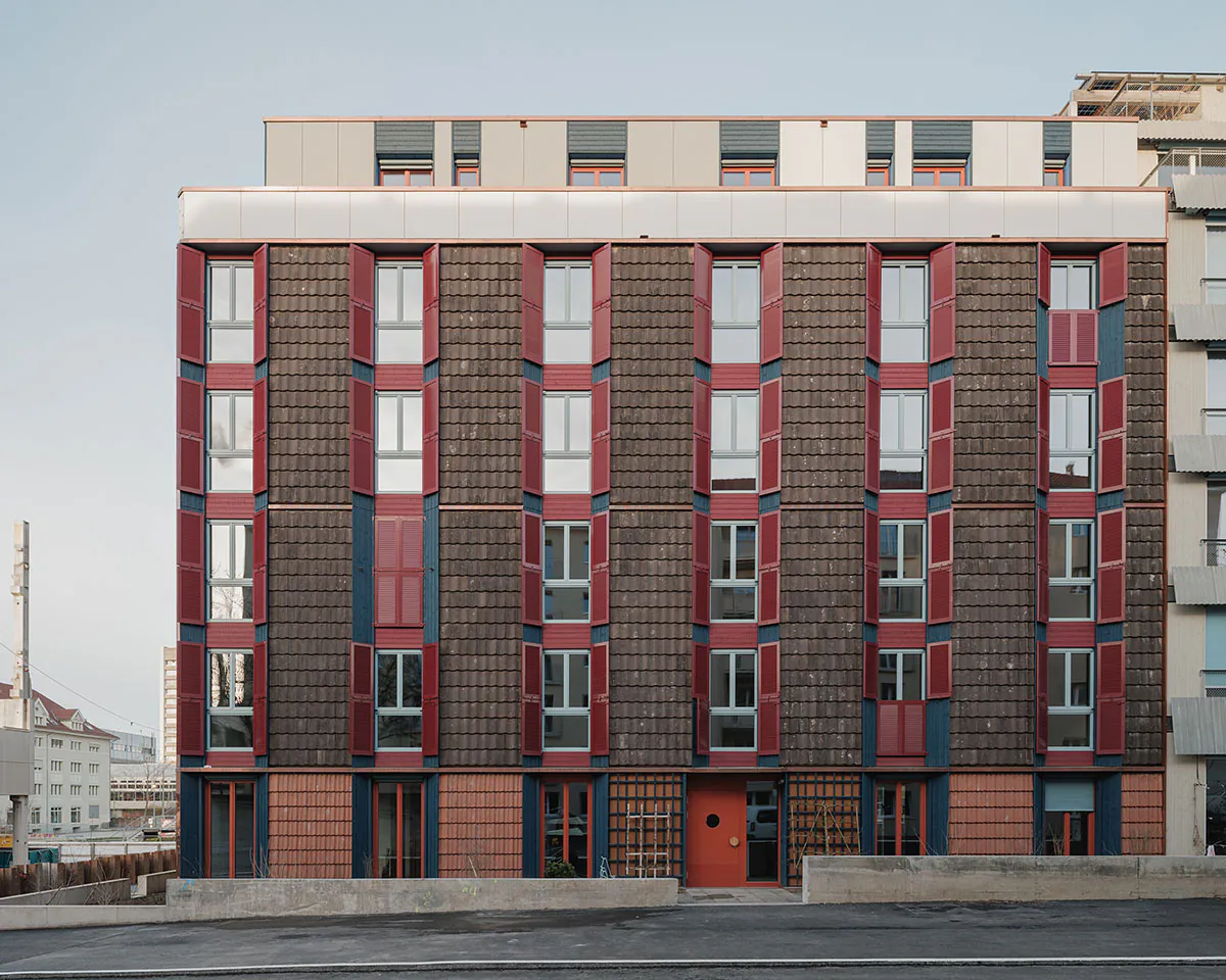 Aussenansicht des Wohnhauses LysP8 von Loeliger Strub Architektur in Basel
