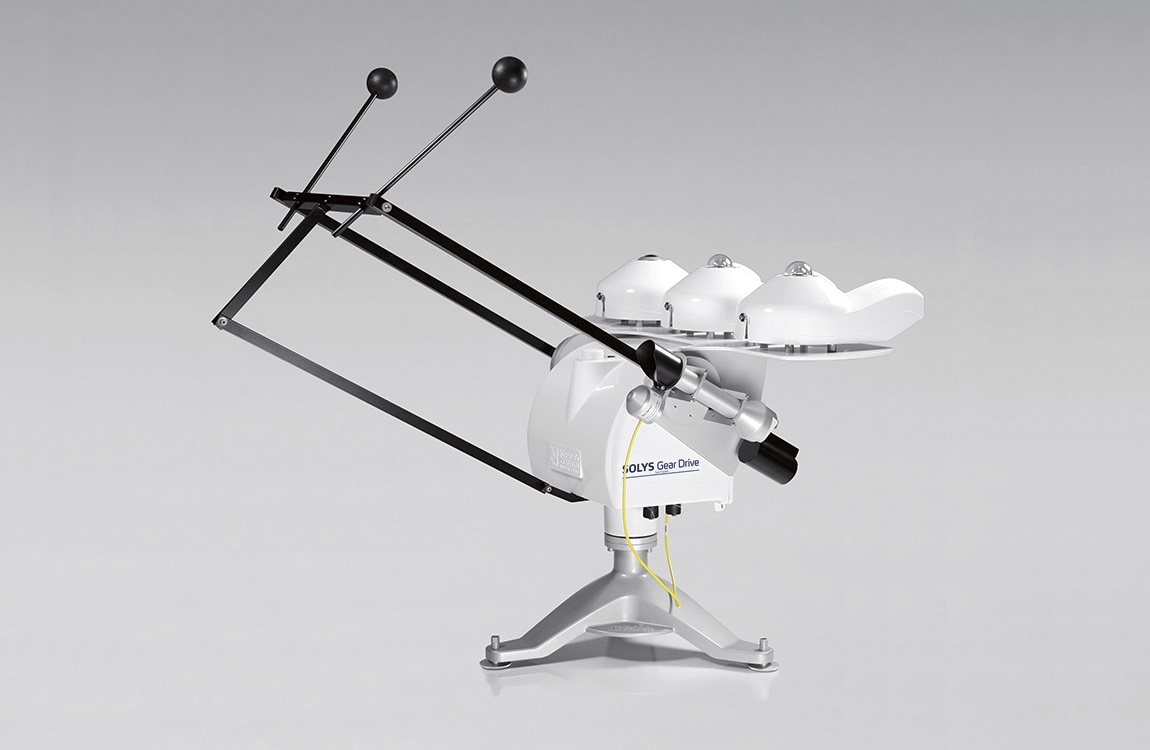 Solys Gear Drive von Kipp & Zonen. Ein voll automatischer highend Sun Tracker für alle Wetterbedingungen und alle Standorte mit integriertem GPS.
