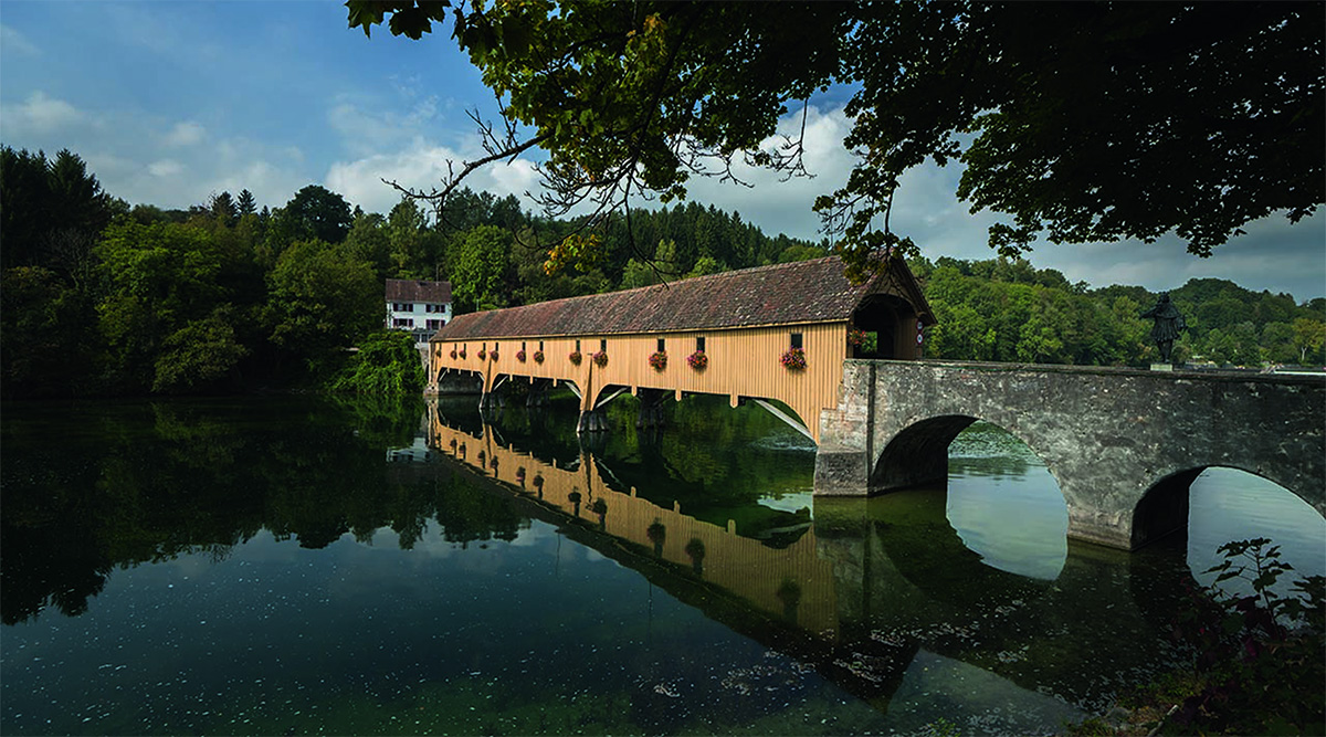 Foto Brücke von Altenburg nach Rheinau über den Rhein. Bild: Schweiz Tourismus, Renato Bagattini