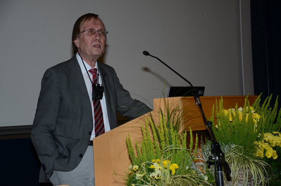 Prof. em. Dr. Jürgen Oelkers