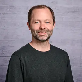 Dr. Nils Andri Bundi