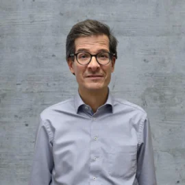 Prof. Vicente Carabias-Hütter