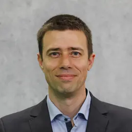 Dr. Thomas Bolli