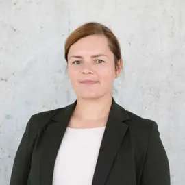 Dr. Katrin Maria Pakizer