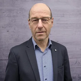 Prof. Andreas Rüst