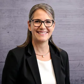 Jeannine Stutz