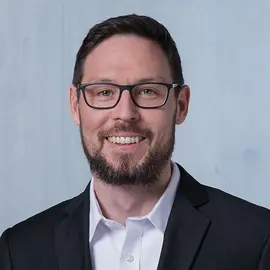 Porträt-Foto von Dr. Paul Schmitter