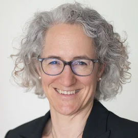 Portrait photo of Prof. Dr. Martina Spiess