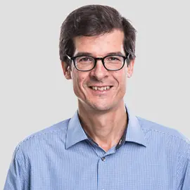 Prof. Vicente Carabias-Hütter