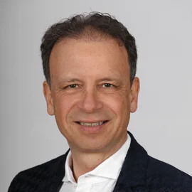 Prof. Dr. Patrick Lehner