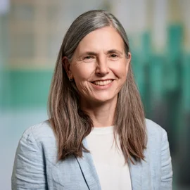 Dr. Simone Karras