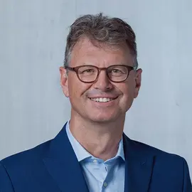 Porträt-Foto von Prof. Dr. Reto Rupf