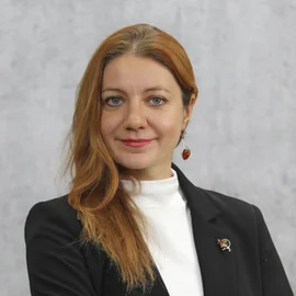 Dr. Alina Nychyk